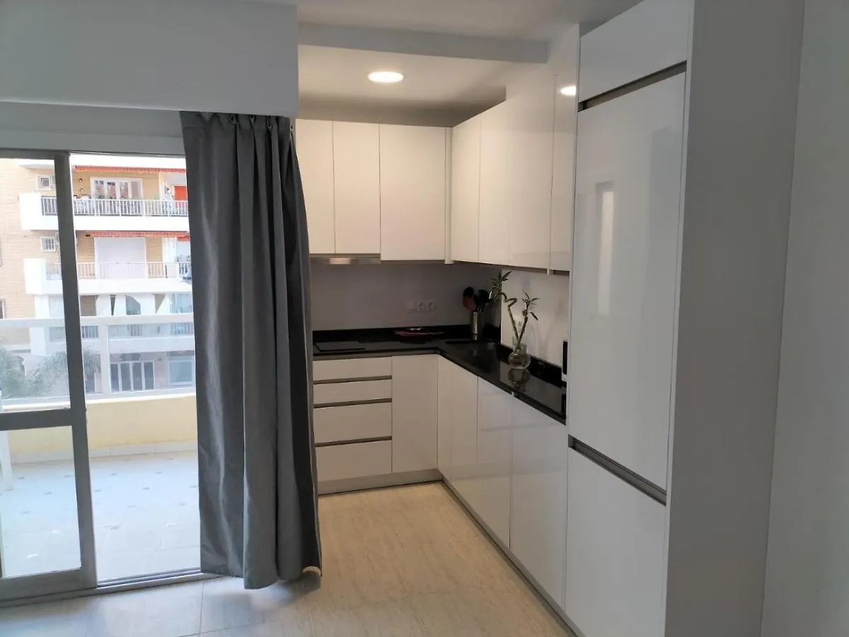 Pyrdeluxe Apartment Fuengirola